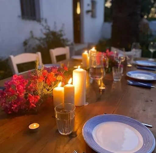 Margarita - Ampia Situated In فيلة لاردوس