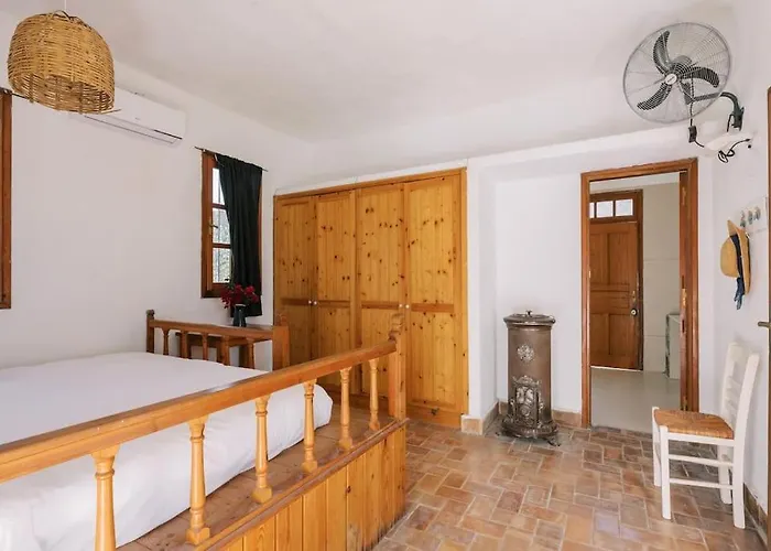 Margarita - Ampia Situated In