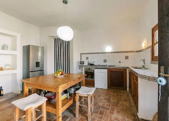 Margarita - Ampia Situated In فيلة *